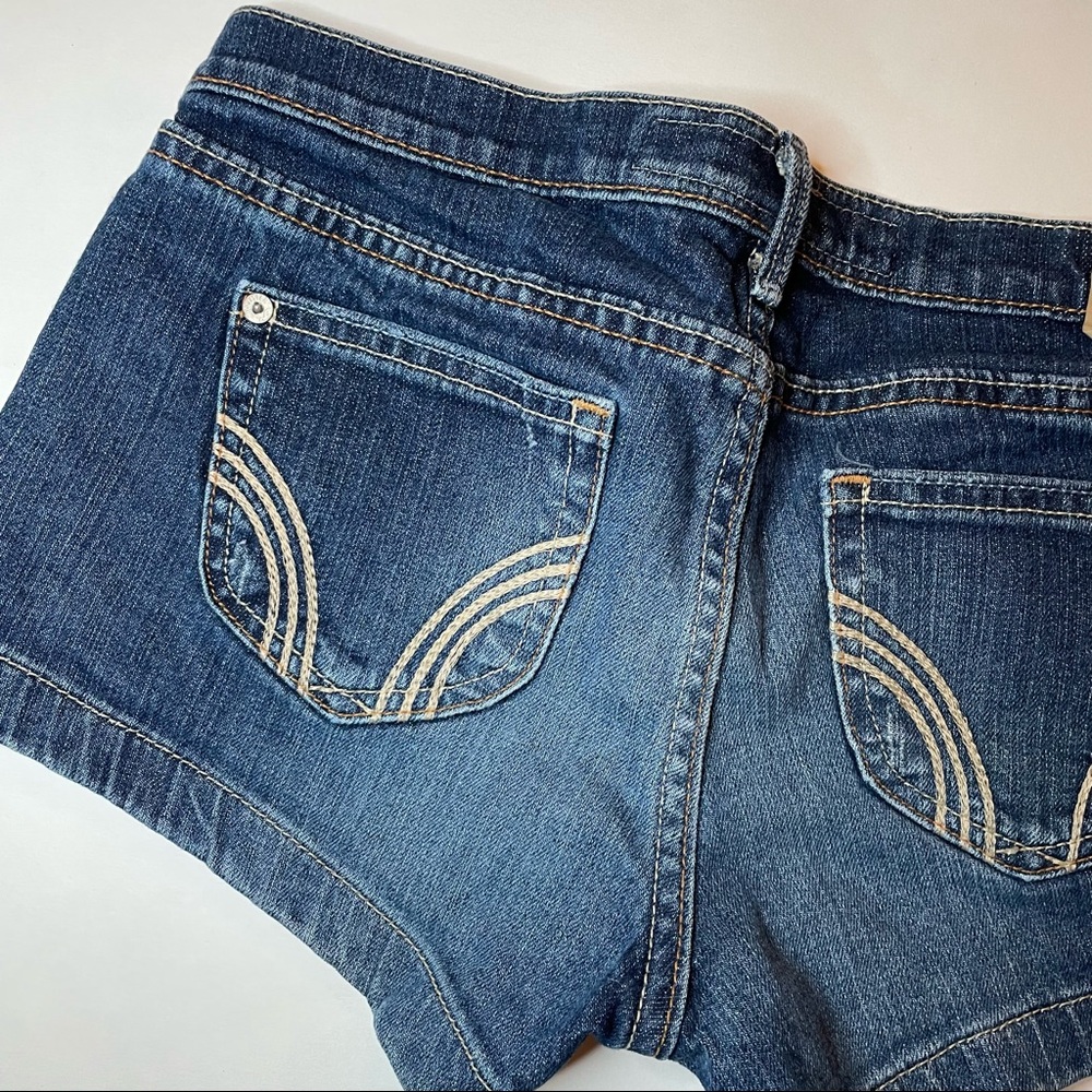 Y2K Low Rise Hollister Jean Shorts - Picture 7 of 8